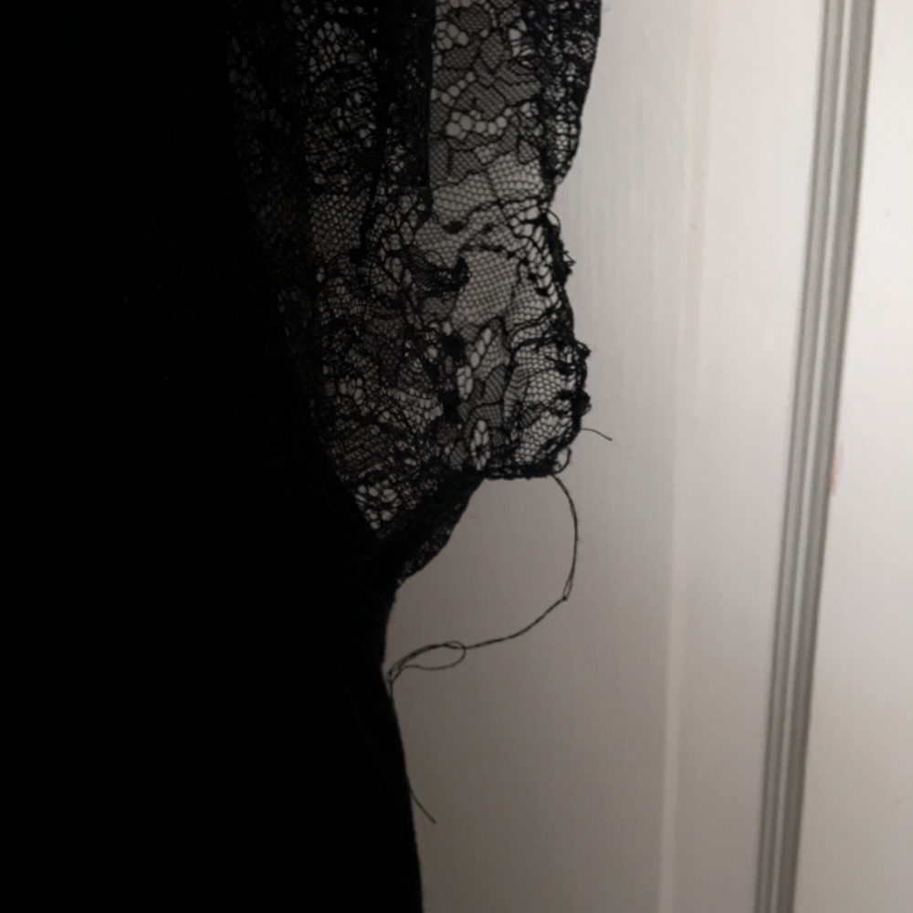 Top - Picture 2 of 3